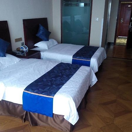 Fengyu Business Hotel Чънду Екстериор снимка